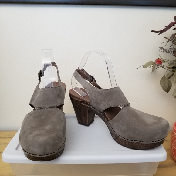 Dansko Riley Slingback Heel Clogs - Picture 3 of 10